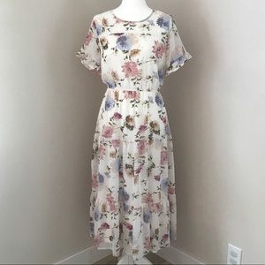 Ivory and Floral Short Sleeve Midi Dress Large